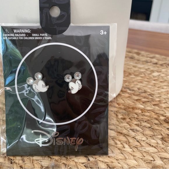 Disney MICKEY MOUSE 2024 Aldi Collab Mickey shaped Earrings set Limited … - Picture 8 of 8